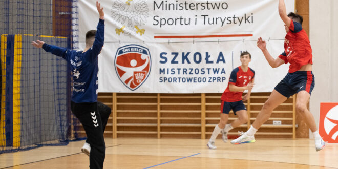 Trudny czas zespołu z Ligi Centralnej [zdjęcia]